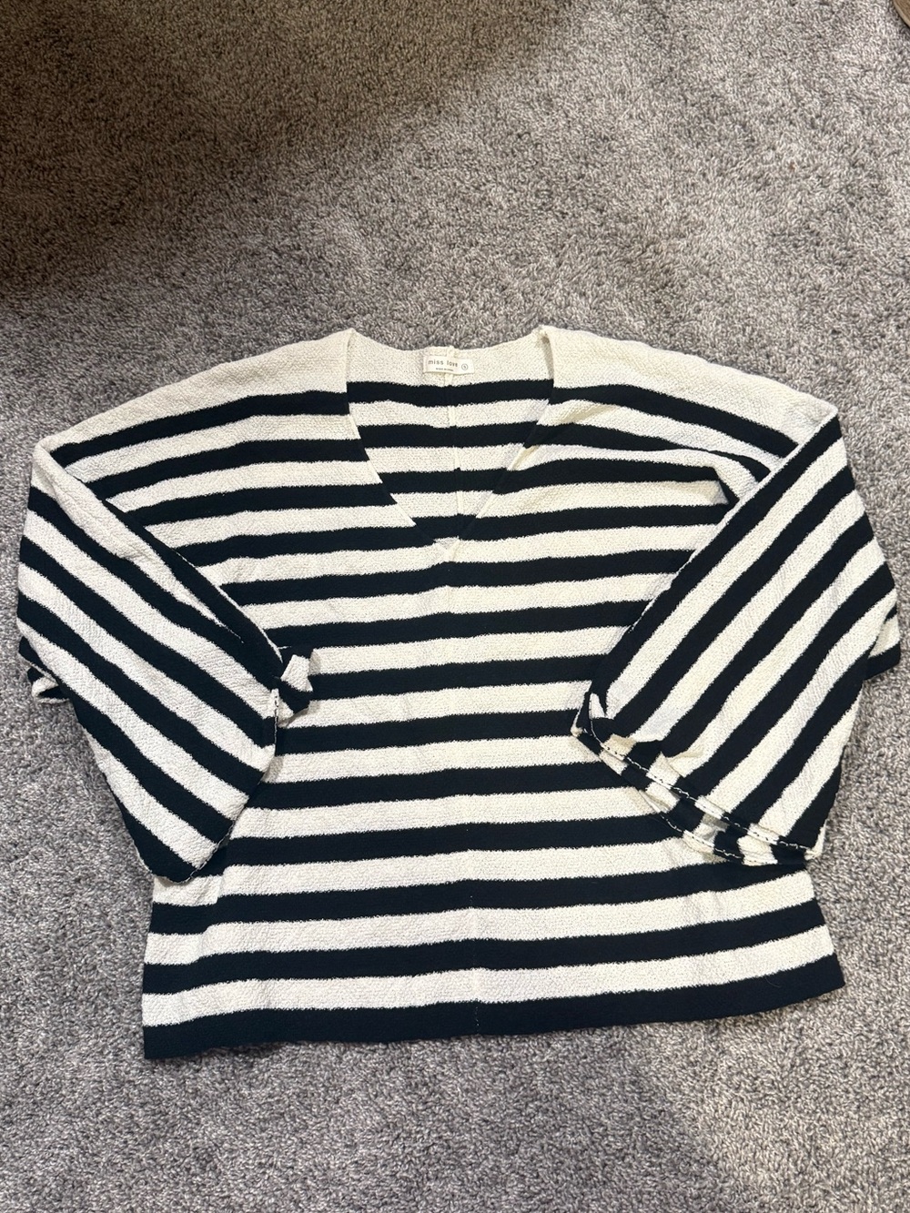 Black and White Striped V-Neck Women's Sweater Top